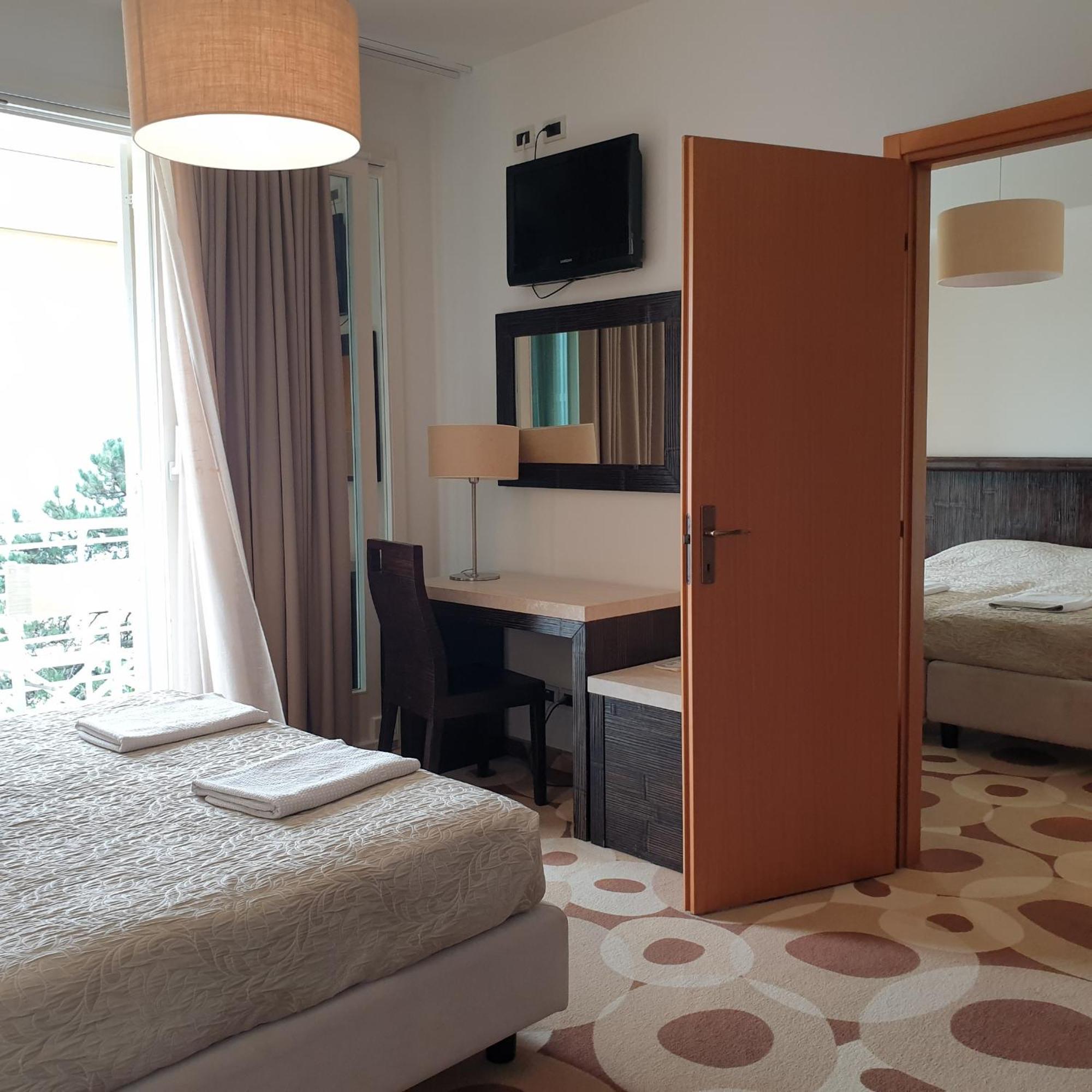 Grande Albergo Marin Lignano Sabbiadoro Exterior photo