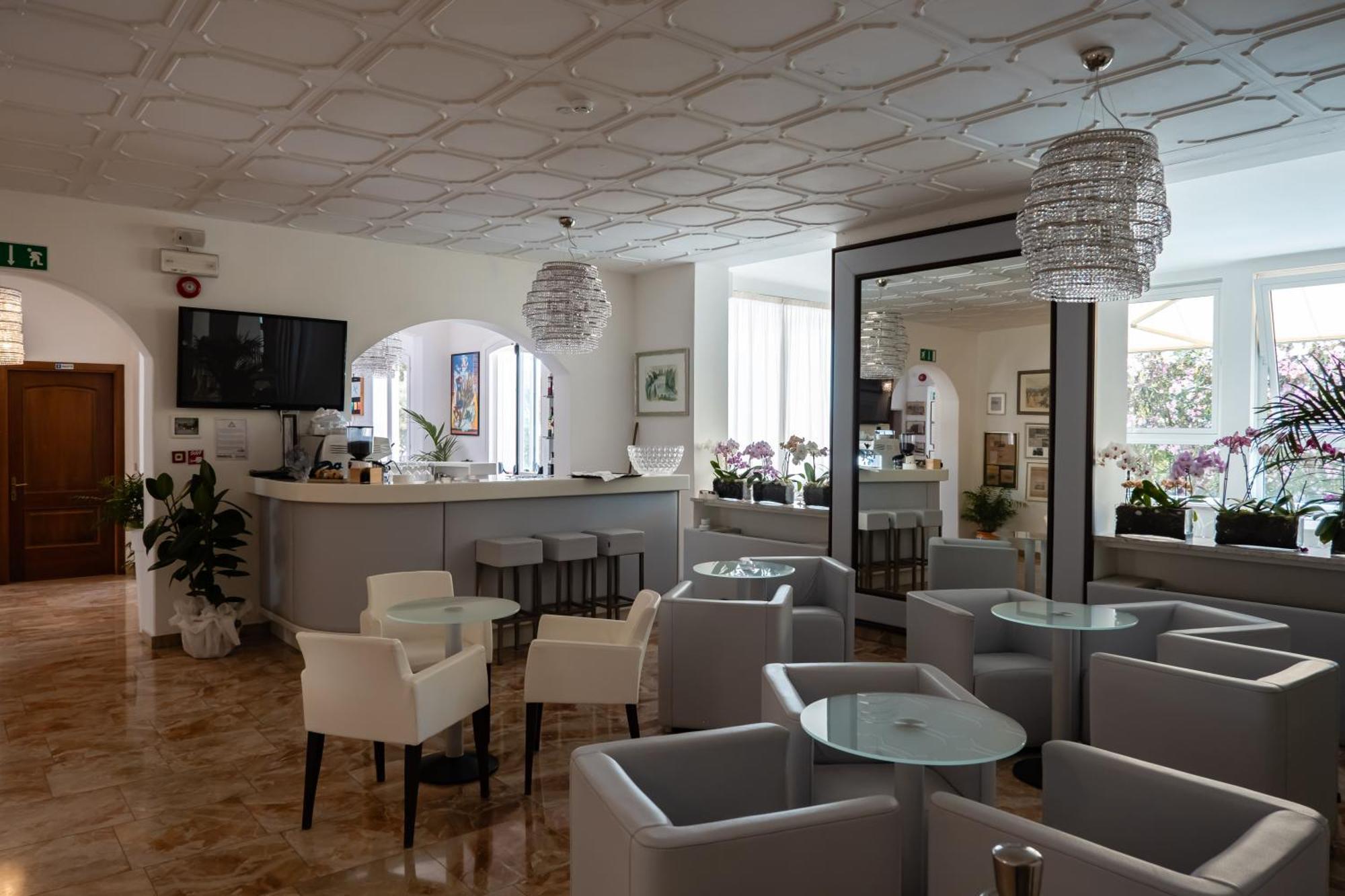 Grande Albergo Marin Lignano Sabbiadoro Exterior photo